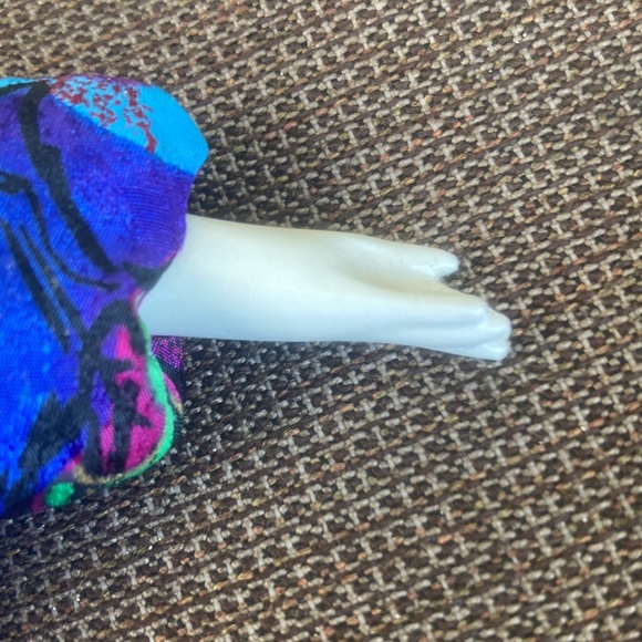 1992 Poupee Millet Signed 9” Doll - Picture 5 of 7